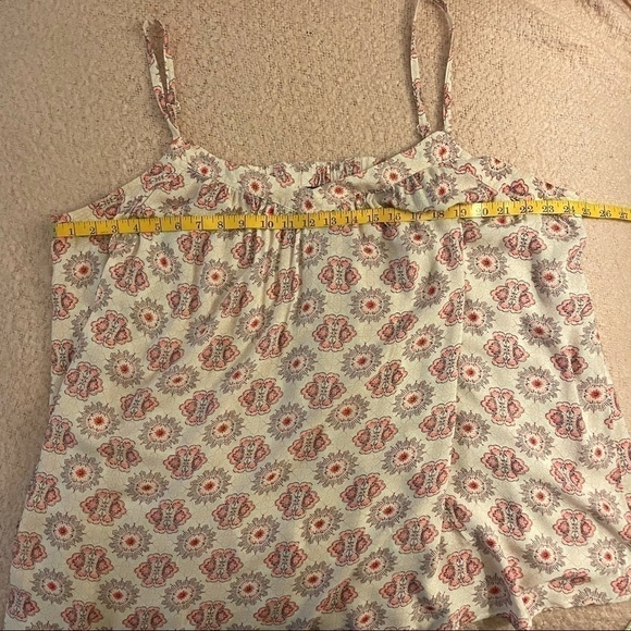 Torrid Medallion Print Stretch Back Cami Size 4X - Picture 9 of 9